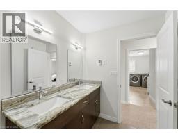 152 JUNO Crescent - 31