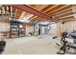 152 JUNO Crescent - 36