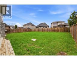 152 JUNO Crescent - 40