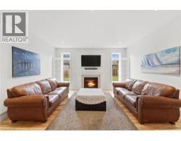 152 JUNO Crescent - 5