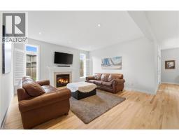 152 JUNO Crescent - 6