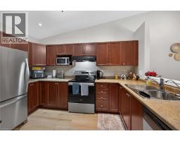 510 QUEENSWAY Street W UnitNo. 33 - 11