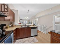 510 QUEENSWAY Street W UnitNo. 33 - 12