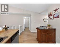 510 QUEENSWAY Street W UnitNo. 33 - 14