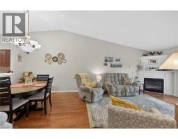 510 QUEENSWAY Street W UnitNo. 33 - 16