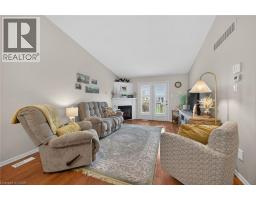 510 QUEENSWAY Street W UnitNo. 33 - 17