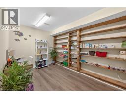 510 QUEENSWAY Street W UnitNo. 33 - 32