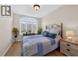 510 QUEENSWAY Street W UnitNo. 33 - 7