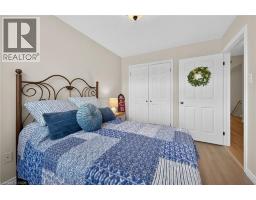 510 QUEENSWAY Street W UnitNo. 33 - 8