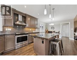 92 JACOB Street W - 19