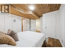 92 JACOB Street W - 33