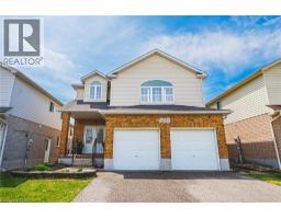 228 HOLBEACH Crescent - 1