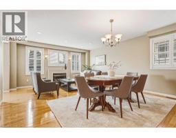 228 HOLBEACH Crescent - 3