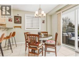 228 HOLBEACH Crescent - 9