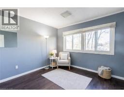 121 UNIVERSITY Avenue E UnitNo. 102 - 10