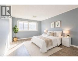 121 UNIVERSITY Avenue E UnitNo. 102 - 18