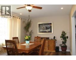 46 CLARA Crescent - 13