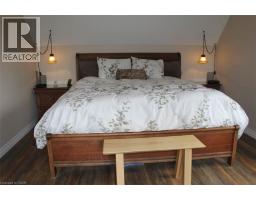 46 CLARA Crescent - 22