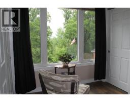 46 CLARA Crescent - 46