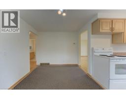 34 GENEVA Crescent - 14