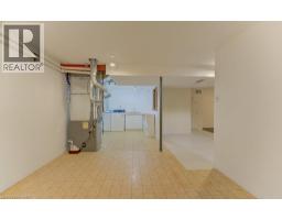 34 GENEVA Crescent - 34