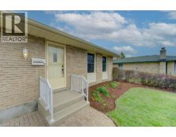 34 GENEVA Crescent - 4