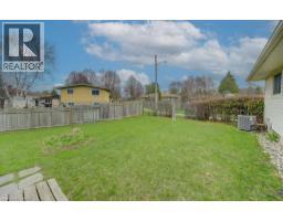 34 GENEVA Crescent - 43