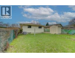 34 GENEVA Crescent - 45