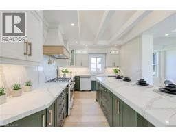 152 BLANDFORD Street - 24