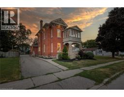 152 BLANDFORD Street - 3