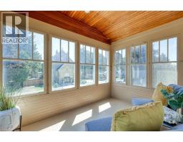 152 BLANDFORD Street - 42