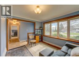 8 MARSHALL Avenue - 10