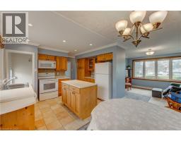 8 MARSHALL Avenue - 13