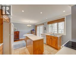 8 MARSHALL Avenue - 16