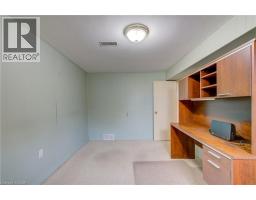 8 MARSHALL Avenue - 26