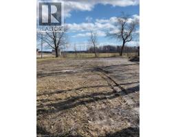 131 TALBOT Street E - 3