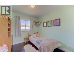 19 BROOM Street - 17