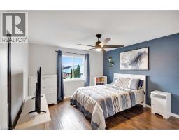 36 CASHEL Crescent - 17