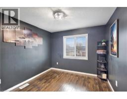 36 CASHEL Crescent - 19