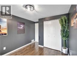 36 CASHEL Crescent - 20