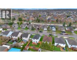 36 CASHEL Crescent - 40