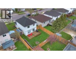 36 CASHEL Crescent - 42