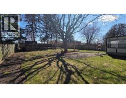 35 BRADLEY Drive - 15