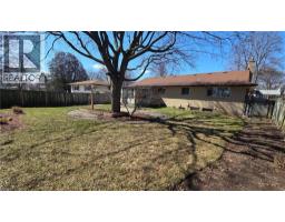 35 BRADLEY Drive - 17