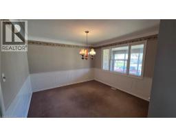 35 BRADLEY Drive - 8