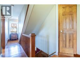 274 WOODRIDGE Drive - 35