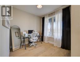 86 IRONHORSE Drive - 25