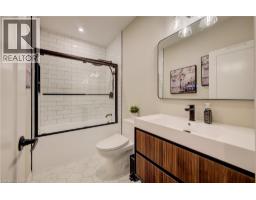 86 IRONHORSE Drive - 32