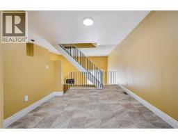 589 BEECHWOOD Drive UnitNo. 43 - 18