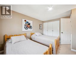 233 LAURENTIAN Drive - 16